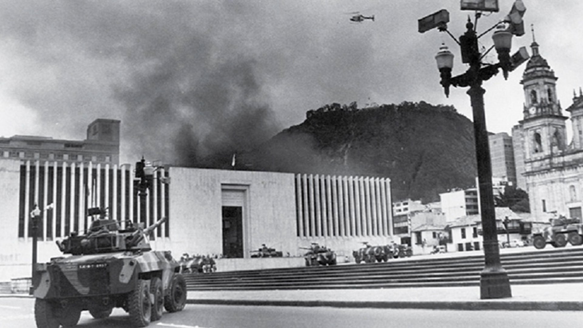 Altas cortes conmemoran 40 años del holocausto del Palacio de Justicia con homenaje solemne en Bogotá - Infobae